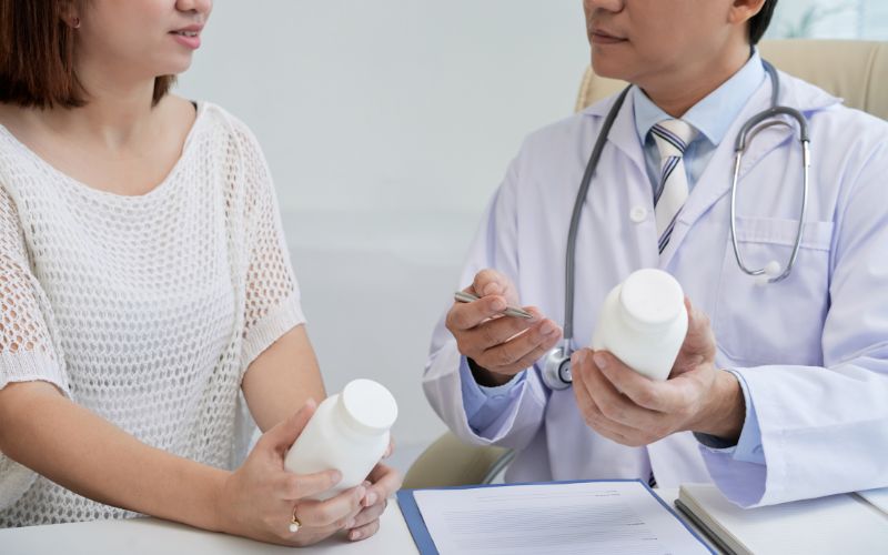 Điều trị bệnh gout là bước quan trọng để kiểm soát triệu chứng và ngăn ngừa các cơn tái phát