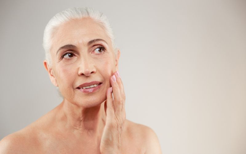  Bổ sung NMN&nbsp;giúp làm giảm nếp nhăn, cải thiện độ căng mịn của da, trẻ trung hơn